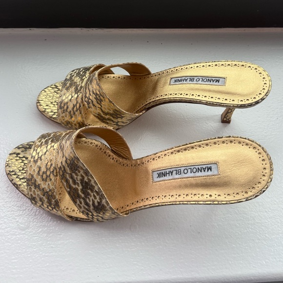 Manolo Blahnik gold snake sandals, never worn size 11 /41 - Picture 2 of 5